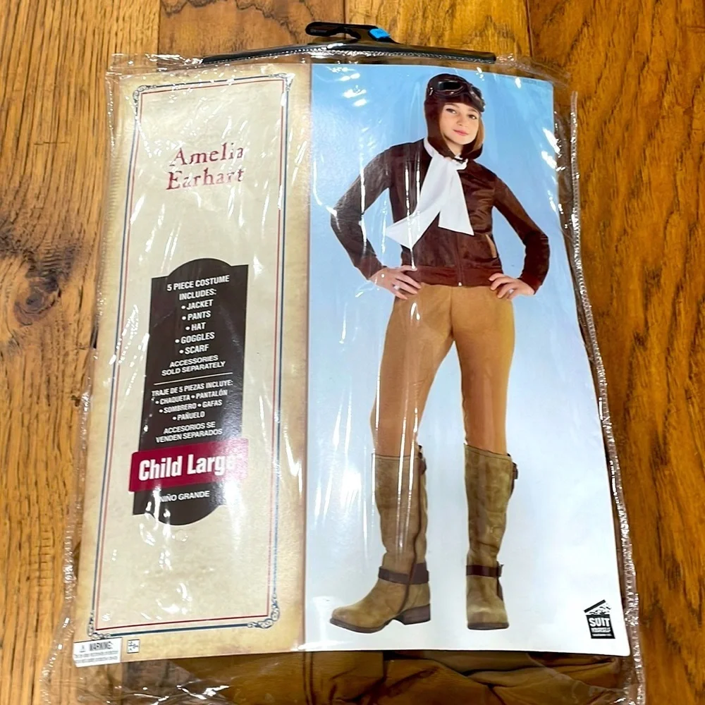 Amelia Earhart large child’s costume
